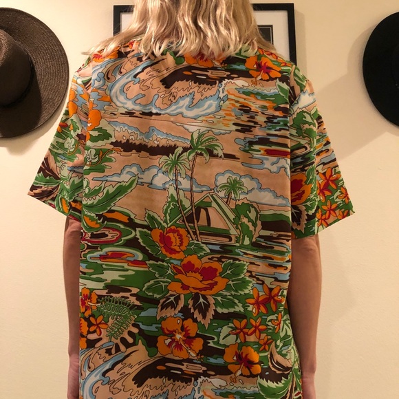 🌺 Vintage psychedelic Hawaiian button up shirt 🌺 - Picture 5 of 5